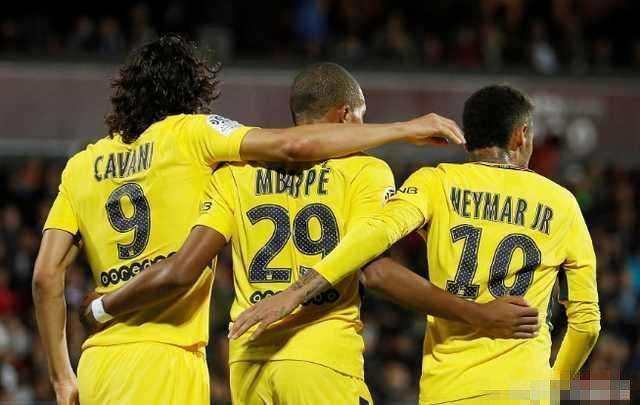 梅斯,虽败犹荣拼到底,展现法甲风采  梅斯,虽败犹荣拼到底,展现法甲风采