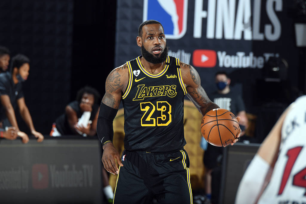 罗马锋线全面开花,穆里尼奥率队重返前三甲    罗马锋线全面开花,穆里尼奥率队重返前三甲