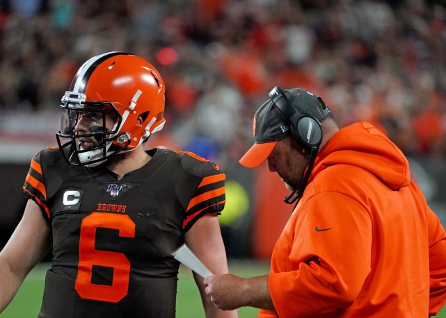 法兰克福防守反击战术得当客场力擒狼堡  法兰克福防守反击战术得当客场力擒狼堡